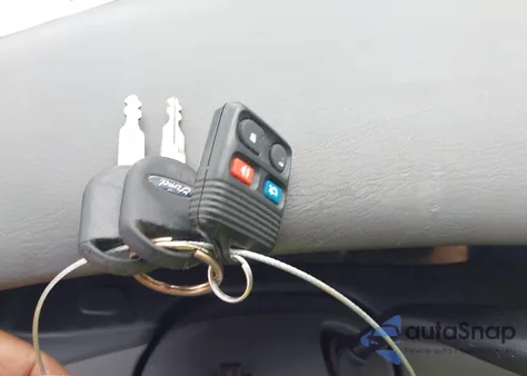 2003 Ford Taurus Se из США, поврежденный, VIN 1FAFP53U43A233028